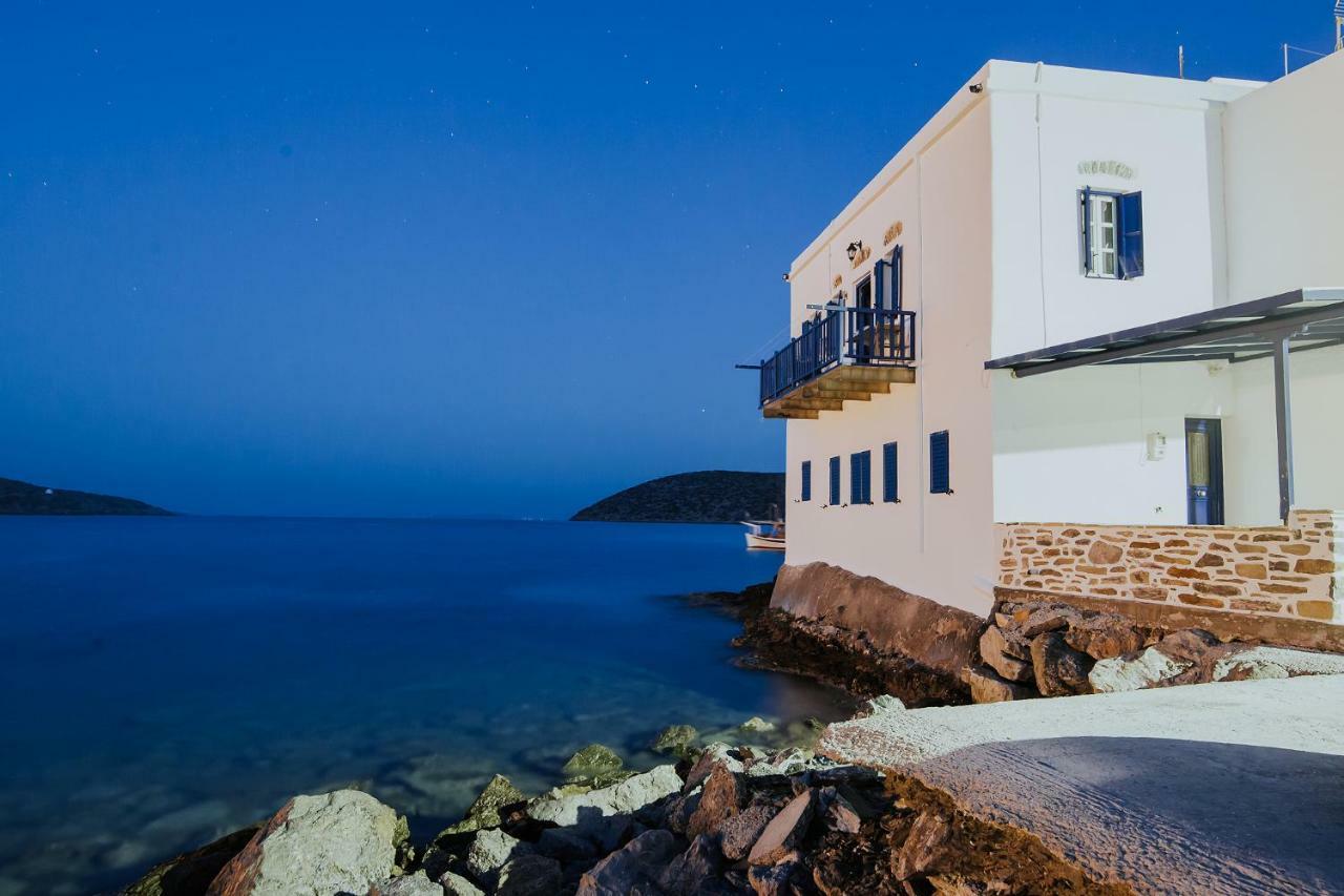 אגיאלי Amorgis Seaside Villa מראה חיצוני תמונה